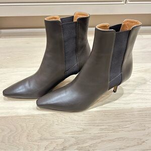 Chic Dark Brown Ankle Booties